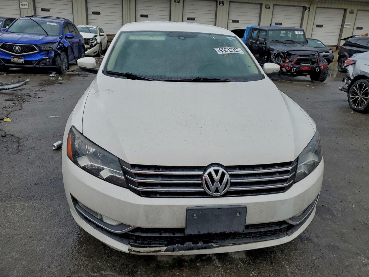 2015 VOLKSWAGEN PASSAT S photo 5