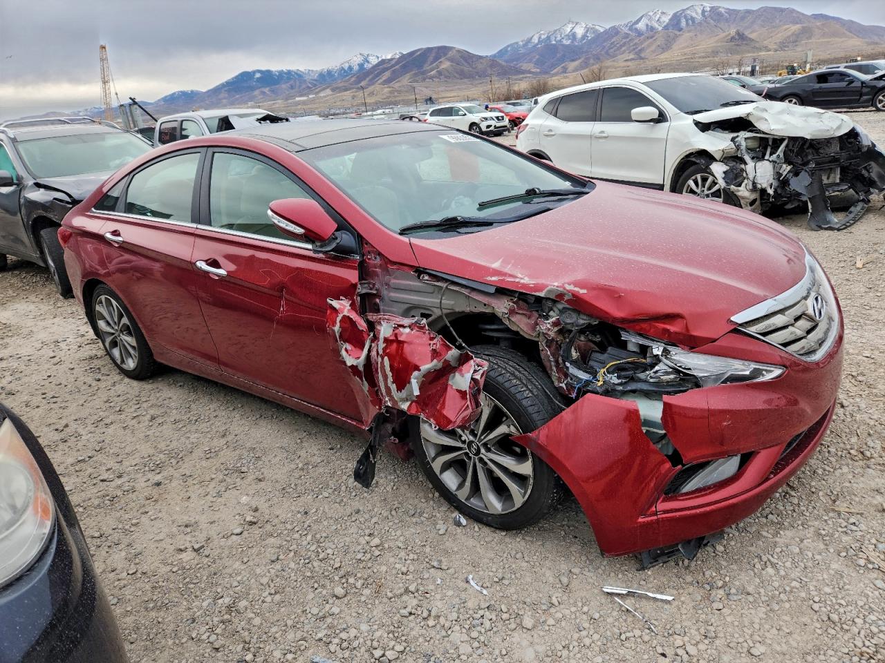 2013 HYUNDAI SONATA SE photo 4
