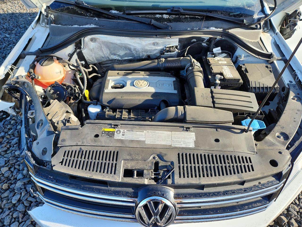 2016 VOLKSWAGEN TIGUAN S photo 12