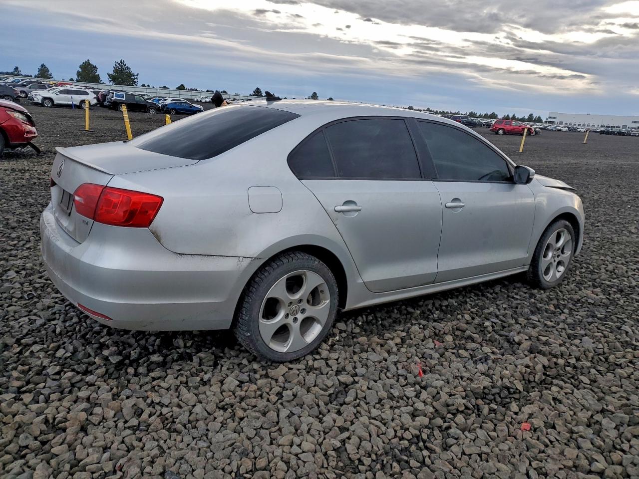 2012 VOLKSWAGEN JETTA TDI photo 3