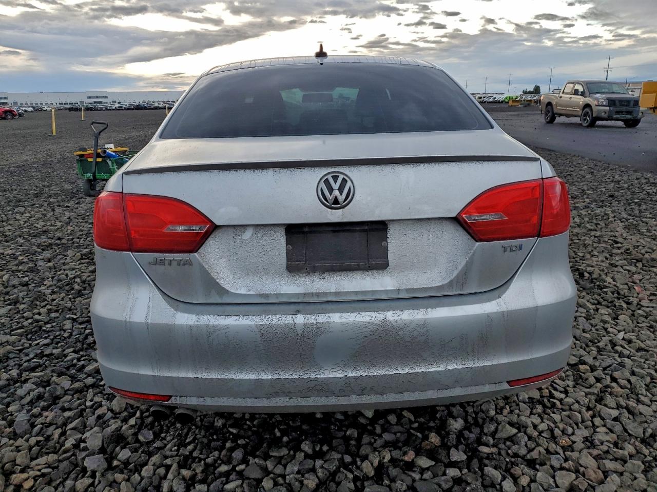 2012 VOLKSWAGEN JETTA TDI photo 6