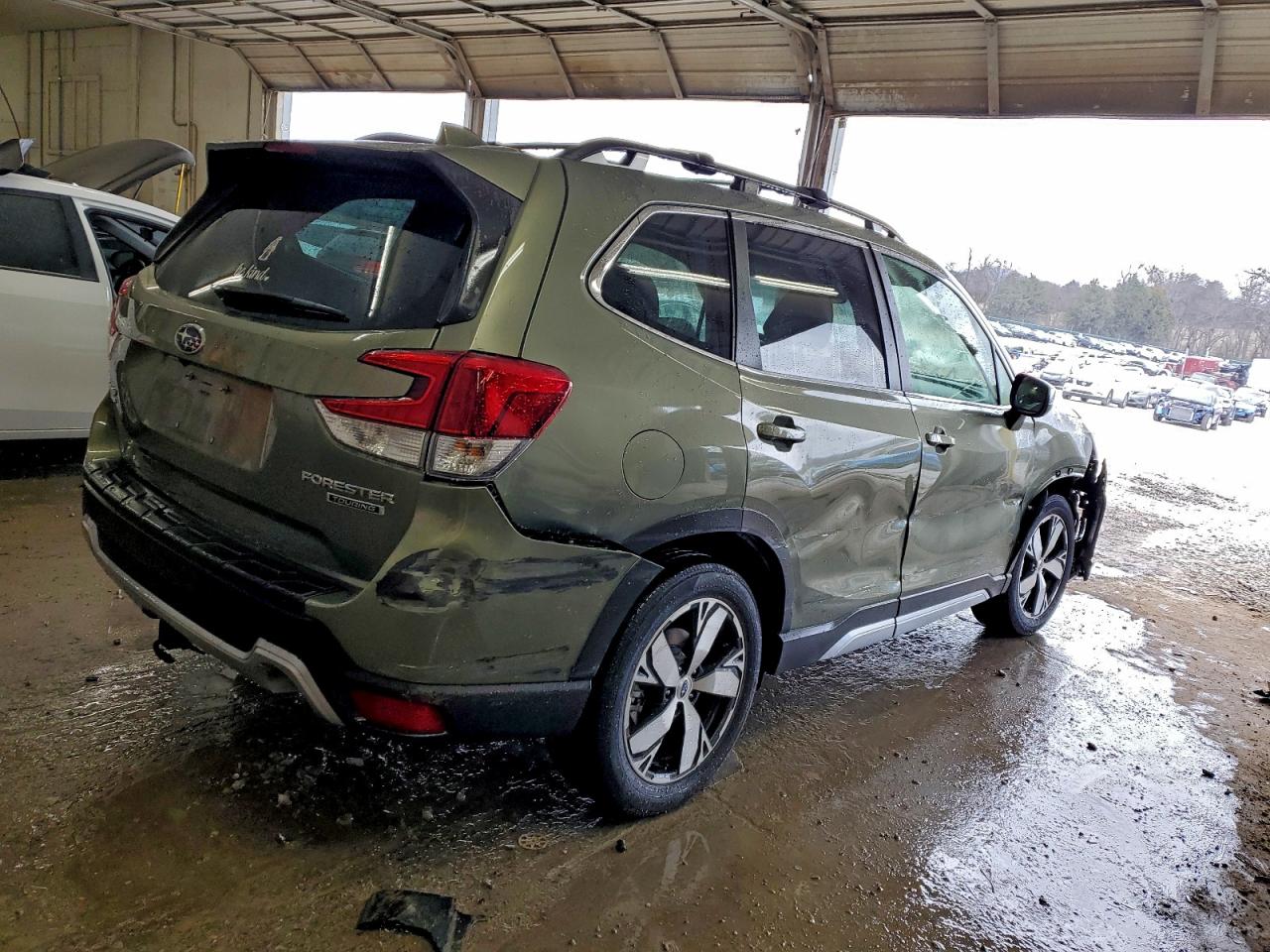 2021 SUBARU FORESTER TOURING photo 3