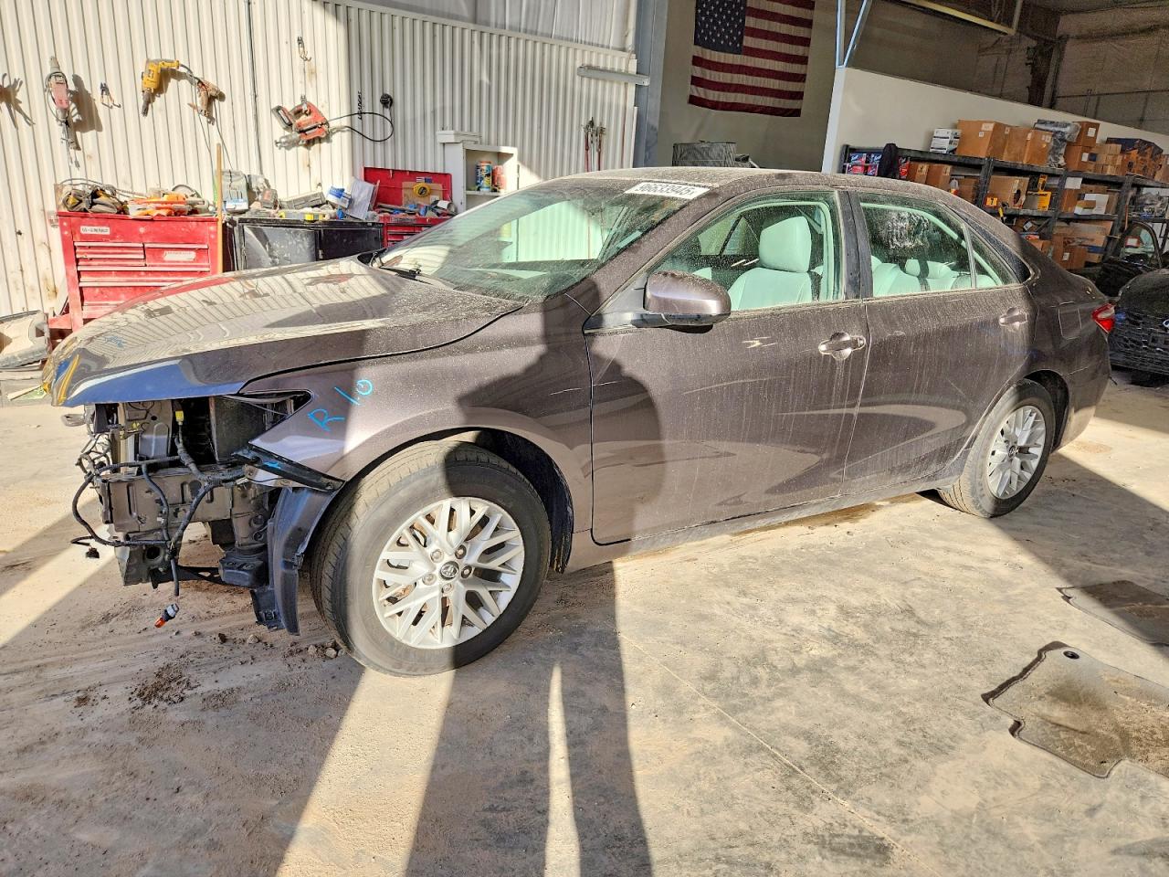 2016 TOYOTA CAMRY