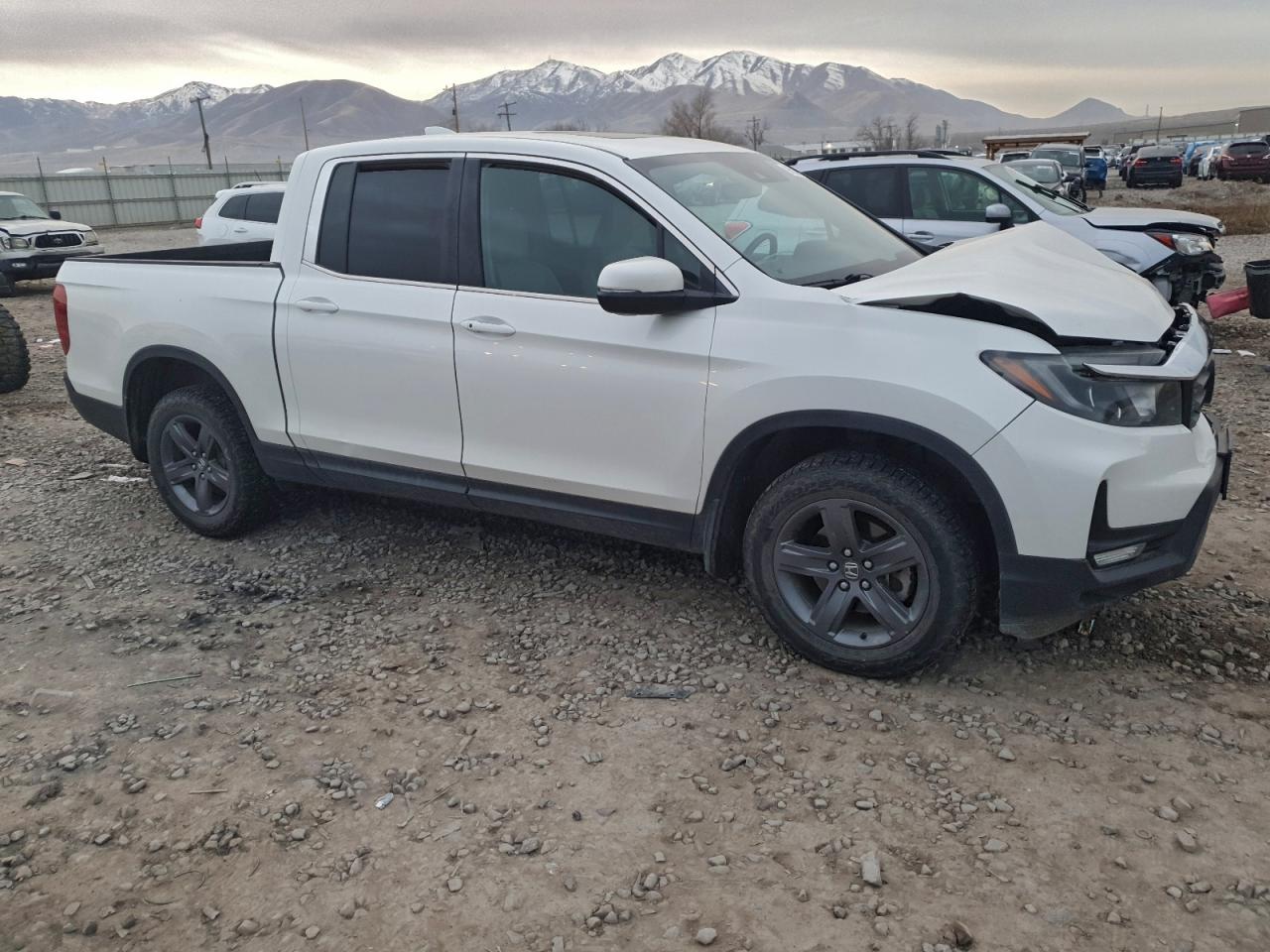 2021 HONDA RIDGELINE RTL photo 4