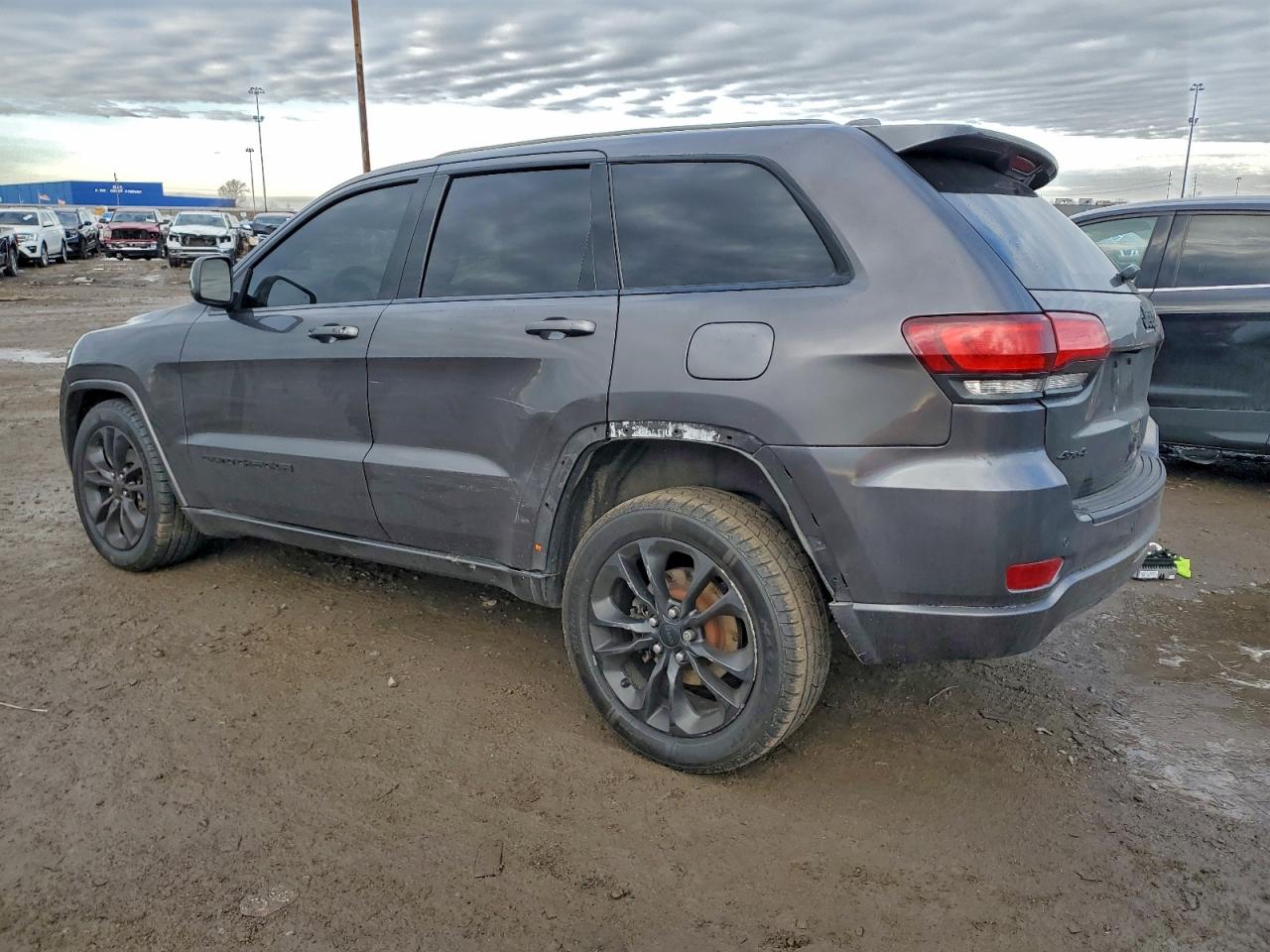 2019 JEEP GRAND CHEROKEE LAREDO photo 2