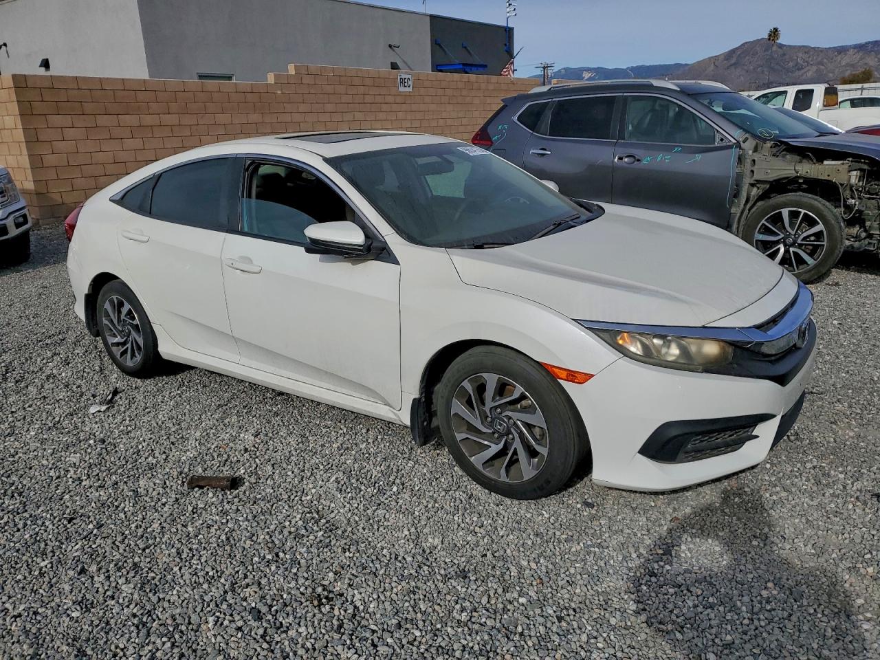 2016 HONDA CIVIC EX photo 4