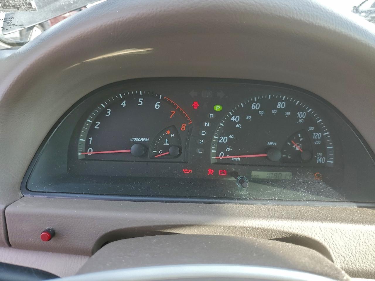 2004 TOYOTA CAMRY LE photo 9