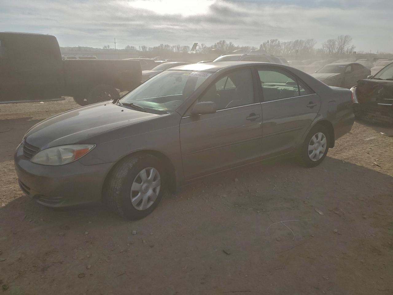 2004 TOYOTA CAMRY