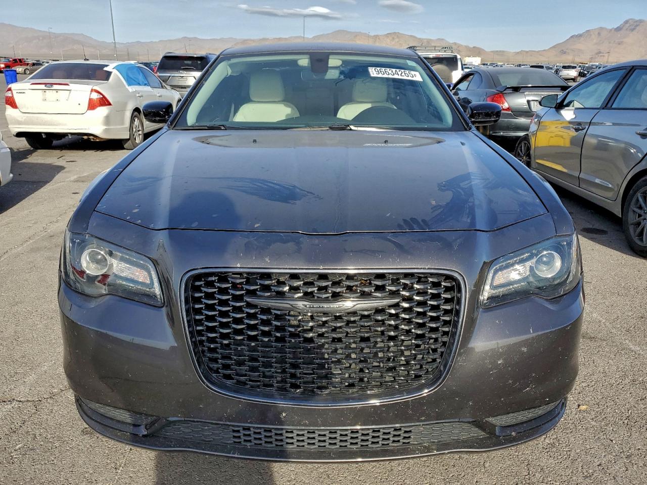2023 CHRYSLER 300 TOURING photo 5