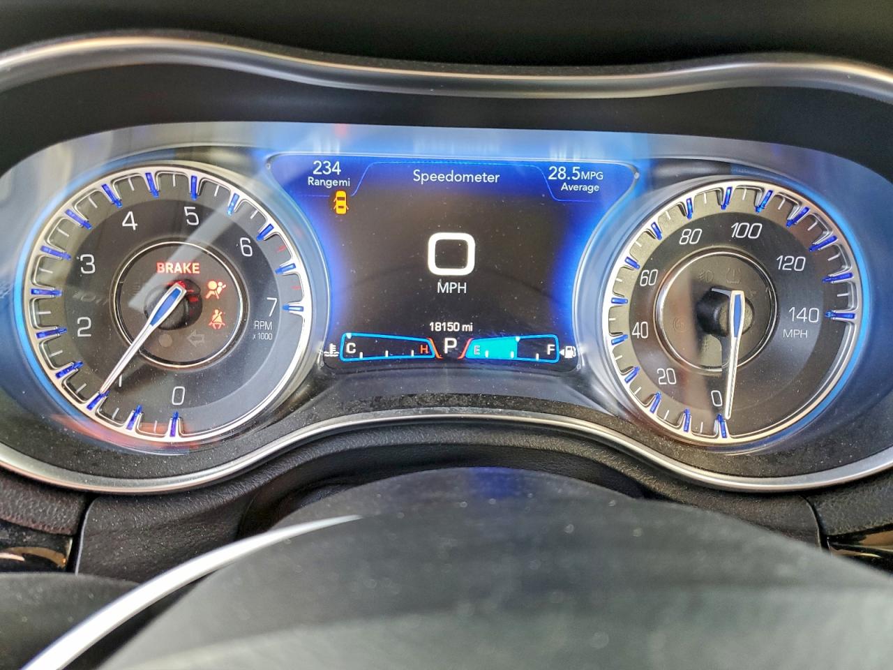 2023 CHRYSLER 300 TOURING photo 9
