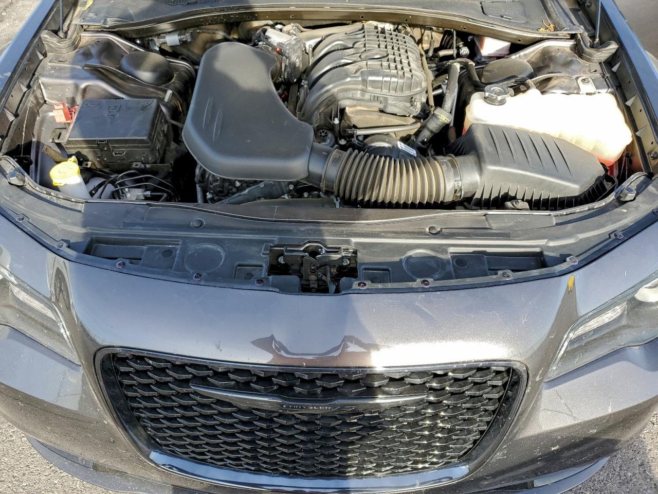 2023 CHRYSLER 300 TOURING photo 11