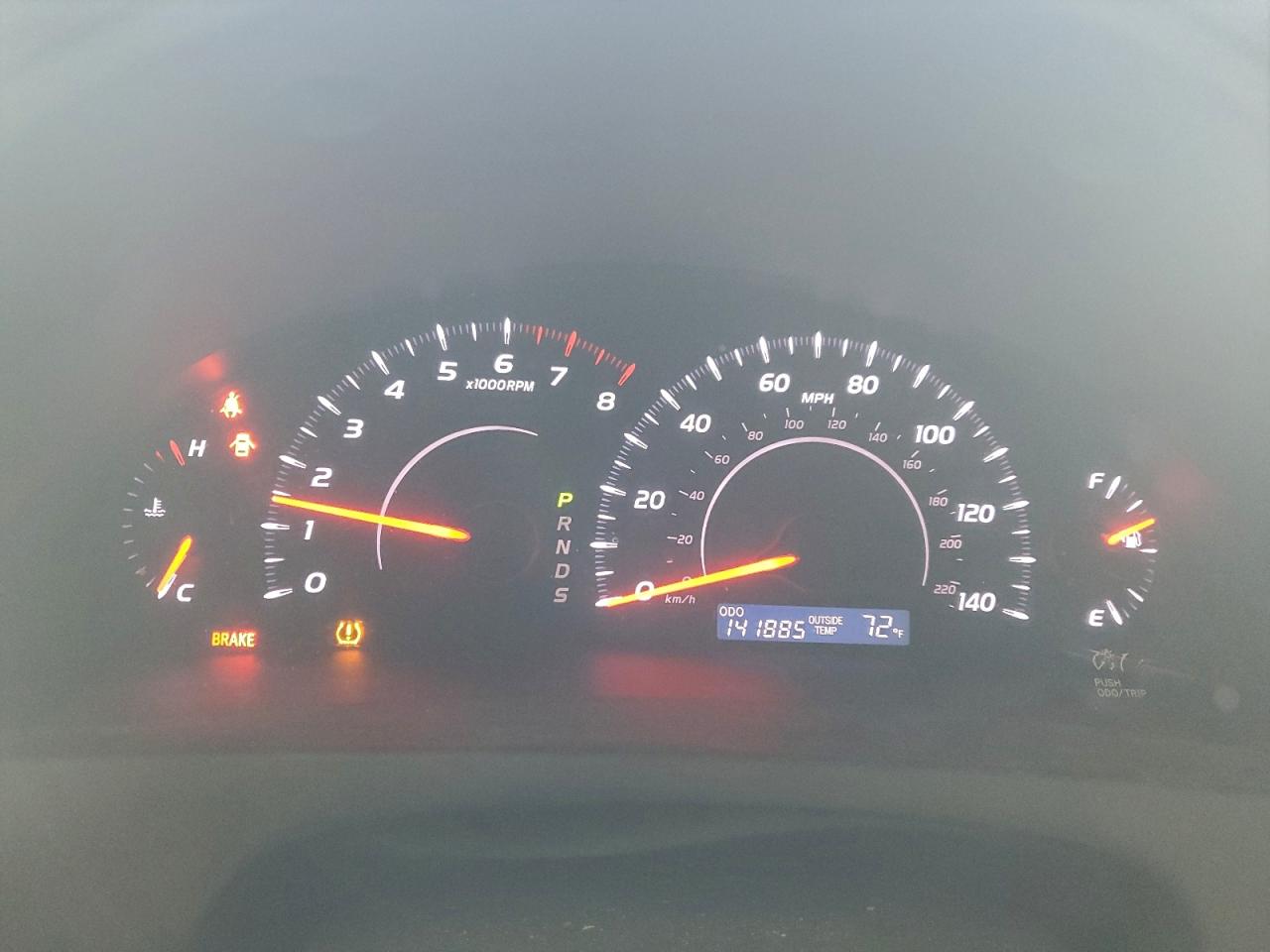 2011 TOYOTA CAMRY BASE photo 9