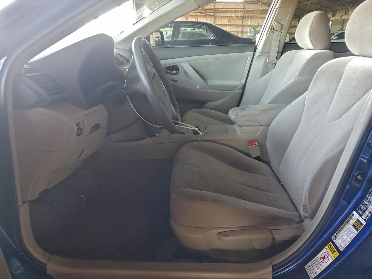2011 TOYOTA CAMRY BASE photo 7