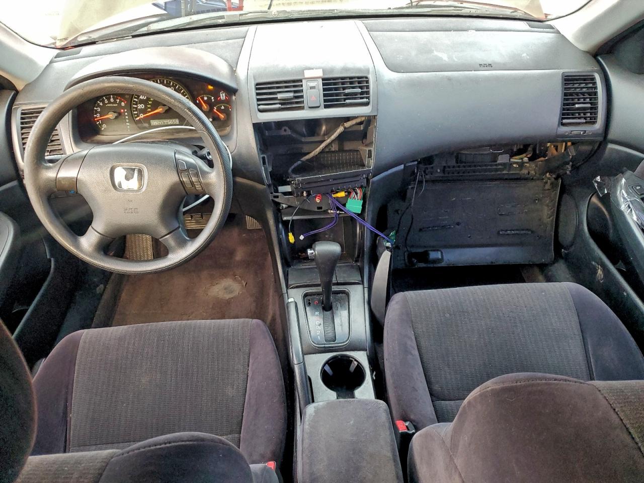 2004 HONDA ACCORD LX photo 8