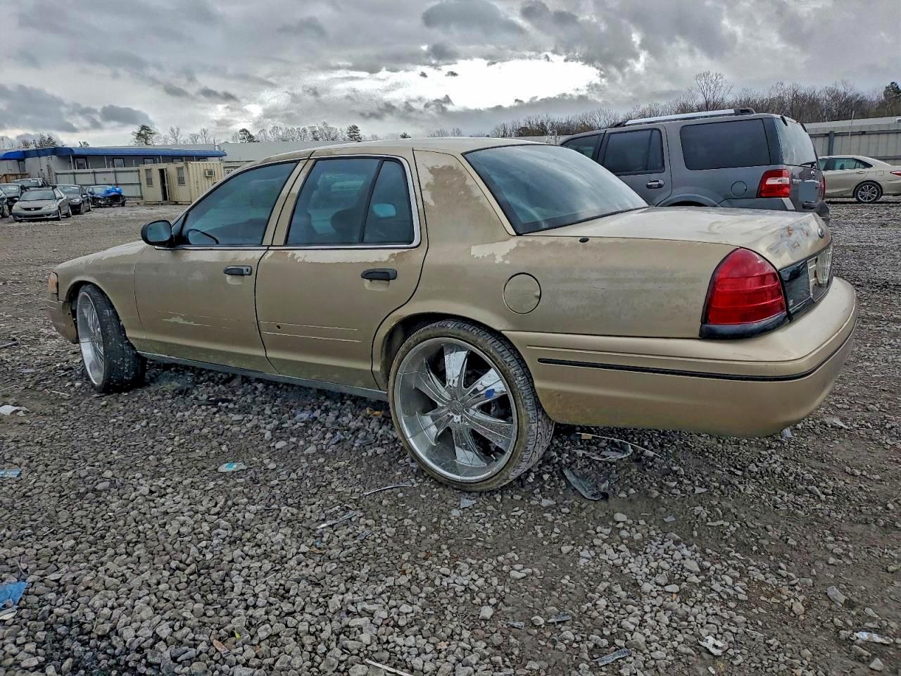 2000 FORD CROWN VICTORIA POLICE INTERCEPTOR photo 2