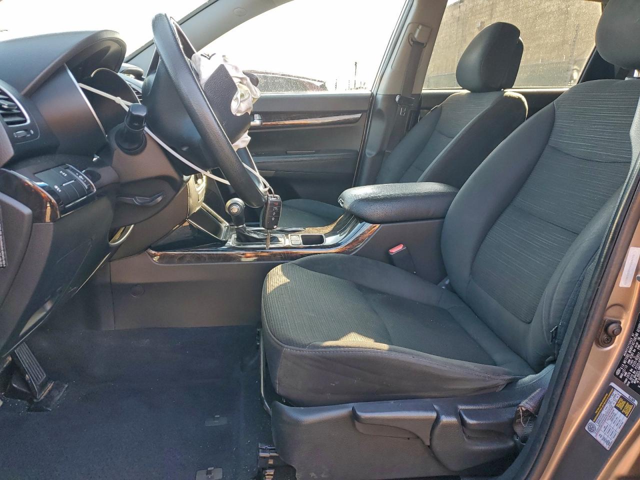 2014 KIA SORENTO LX photo 7