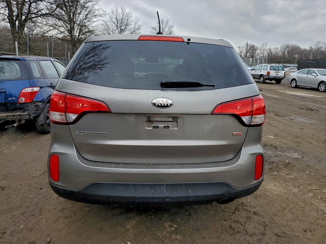 2014 KIA SORENTO LX photo 6