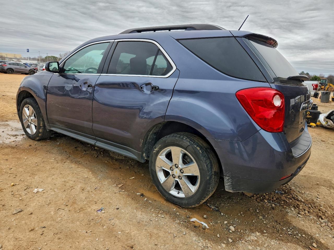 2013 CHEVROLET EQUINOX LT photo 2