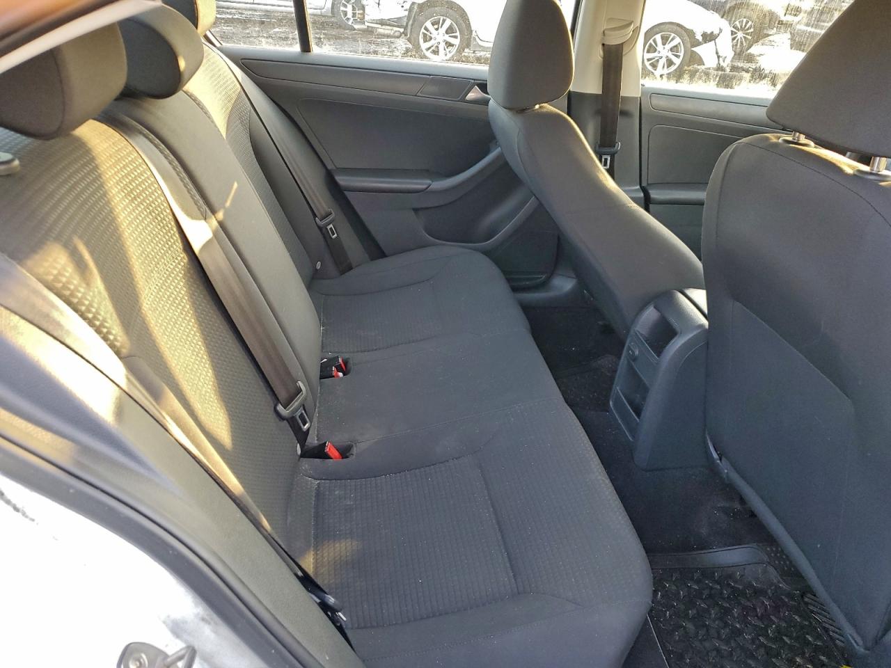 2016 VOLKSWAGEN JETTA S photo 10