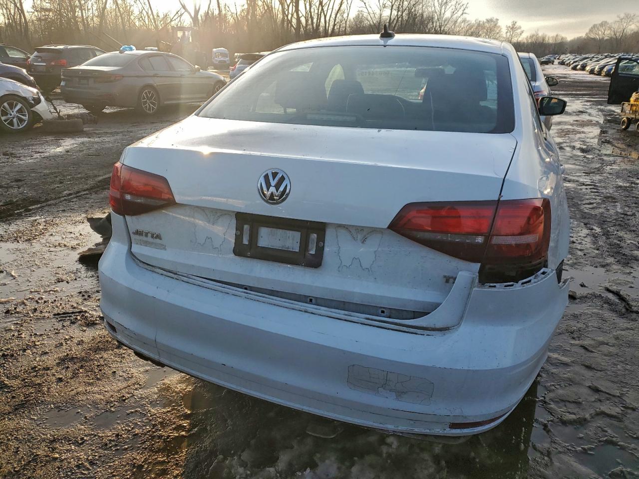2016 VOLKSWAGEN JETTA S photo 6