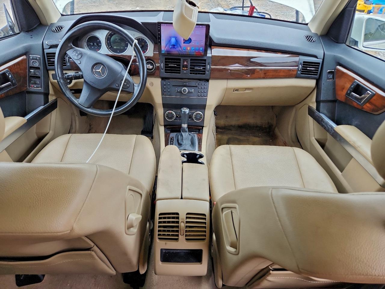 2010 MERCEDES-BENZ GLK 350 photo 8