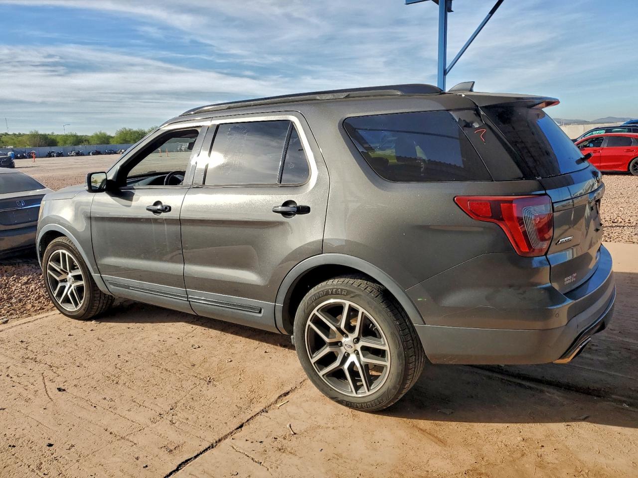 2017 FORD EXPLORER SPORT photo 2