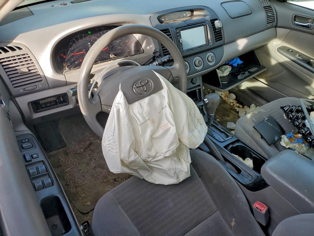 2005 TOYOTA CAMRY LE photo 8