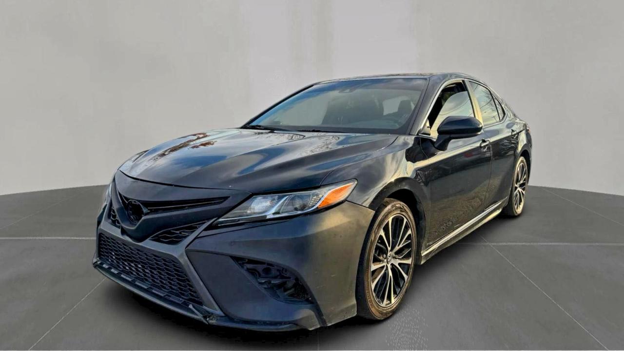 2020 TOYOTA CAMRY SE photo 2
