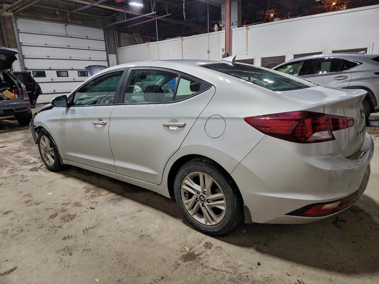 2020 HYUNDAI ELANTRA SEL photo 2