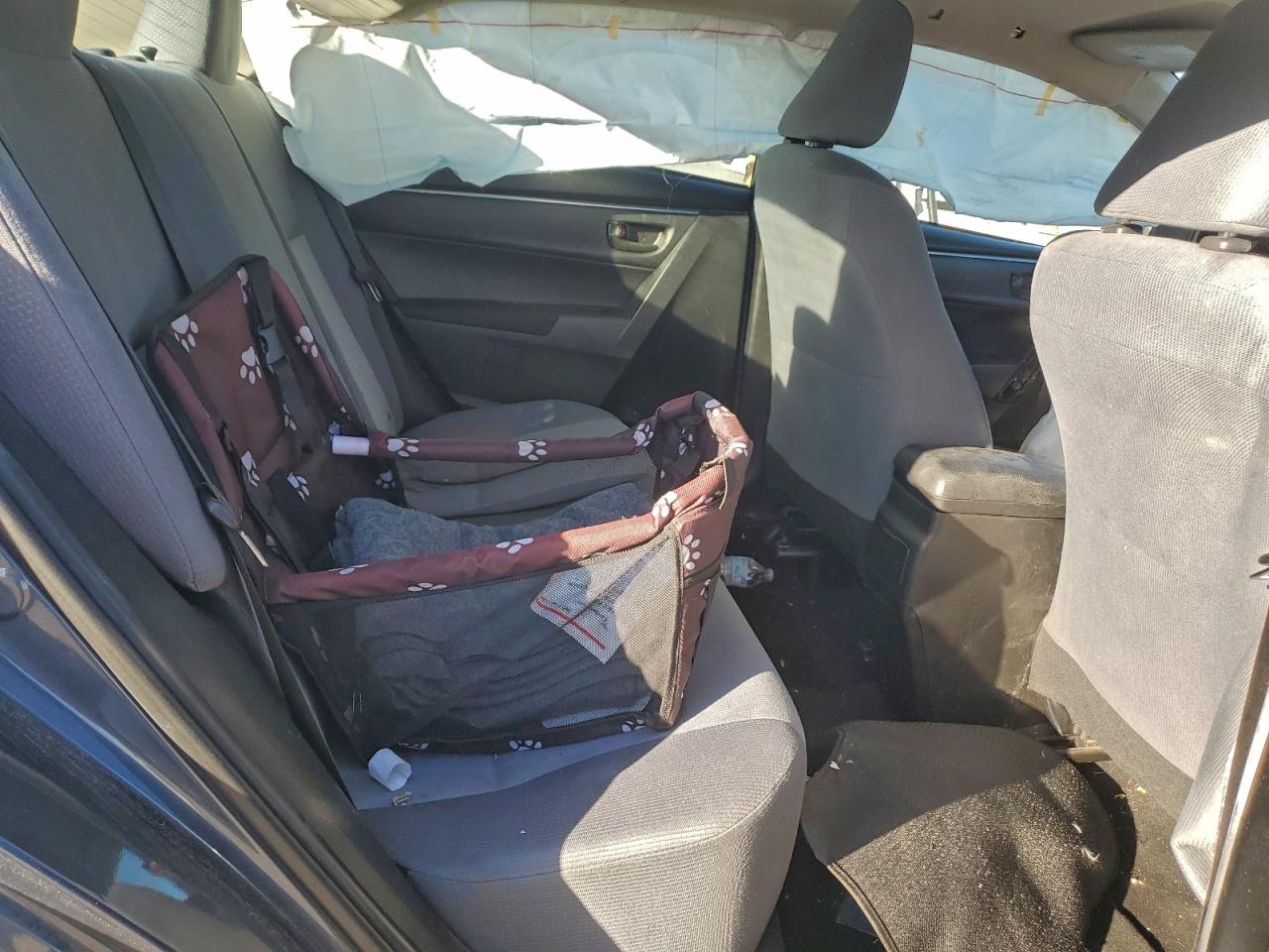 2015 TOYOTA COROLLA L photo 10