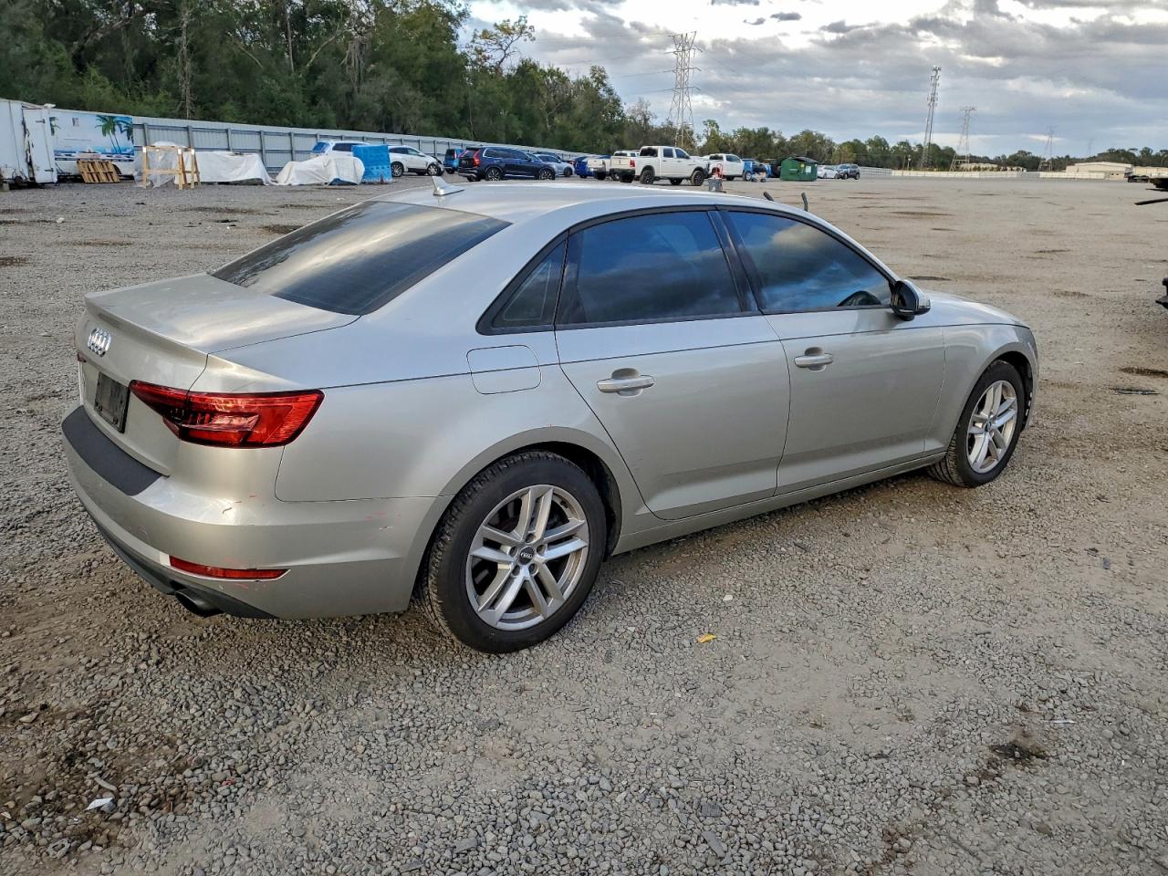 2017 AUDI A4 PREMIUM photo 3