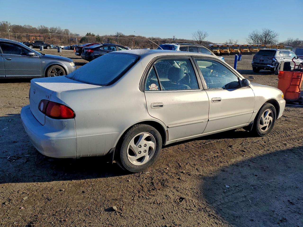 2001 TOYOTA COROLLA CE photo 3