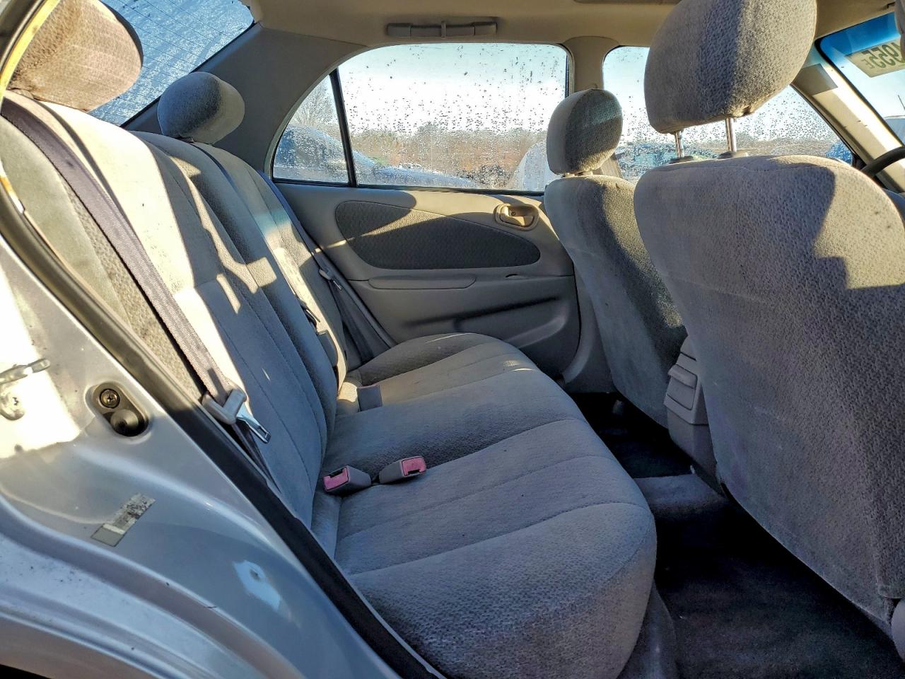 2001 TOYOTA COROLLA CE photo 10