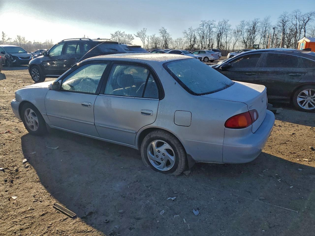2001 TOYOTA COROLLA CE photo 2