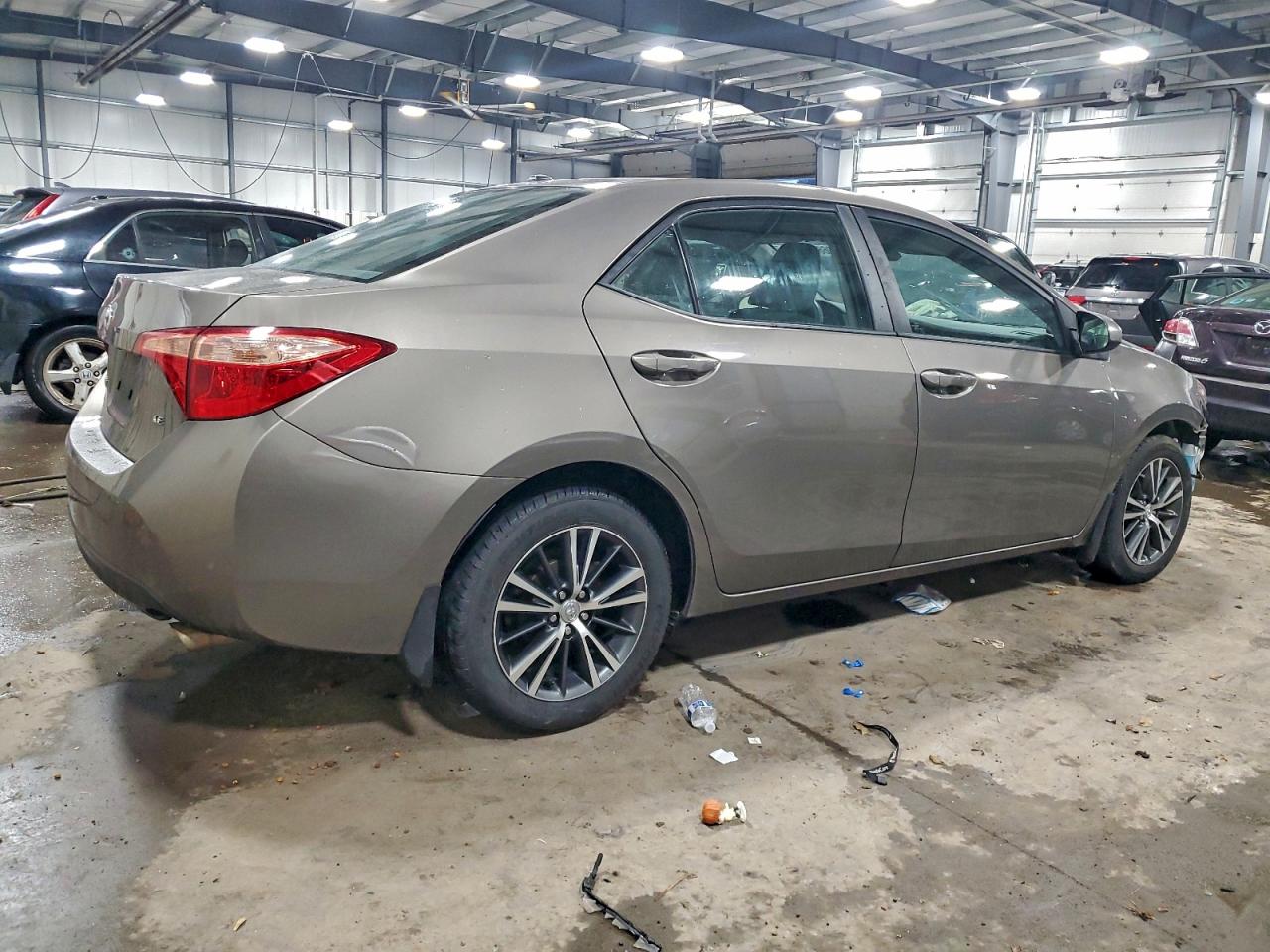2019 TOYOTA COROLLA L photo 3