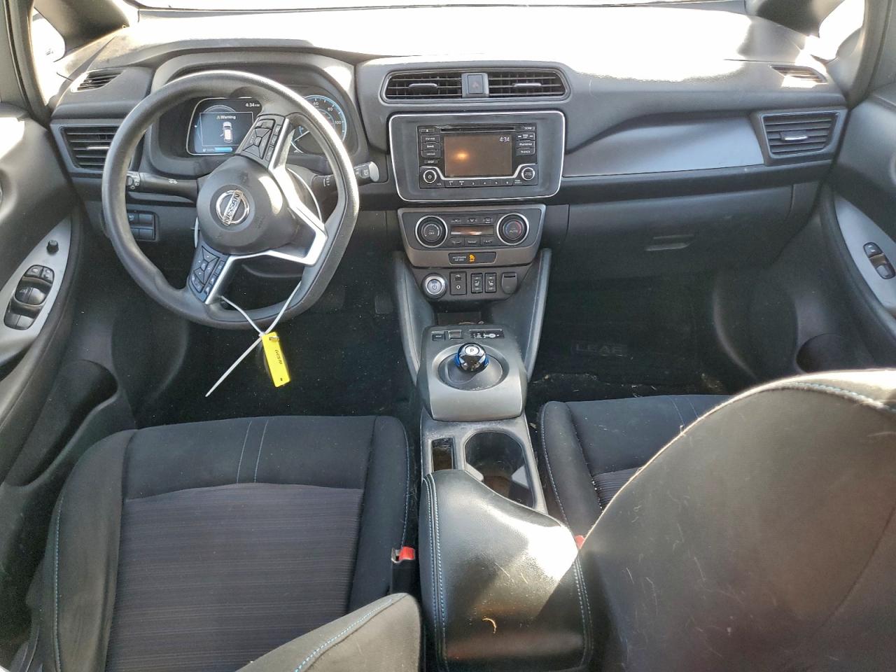2019 NISSAN LEAF S photo 8