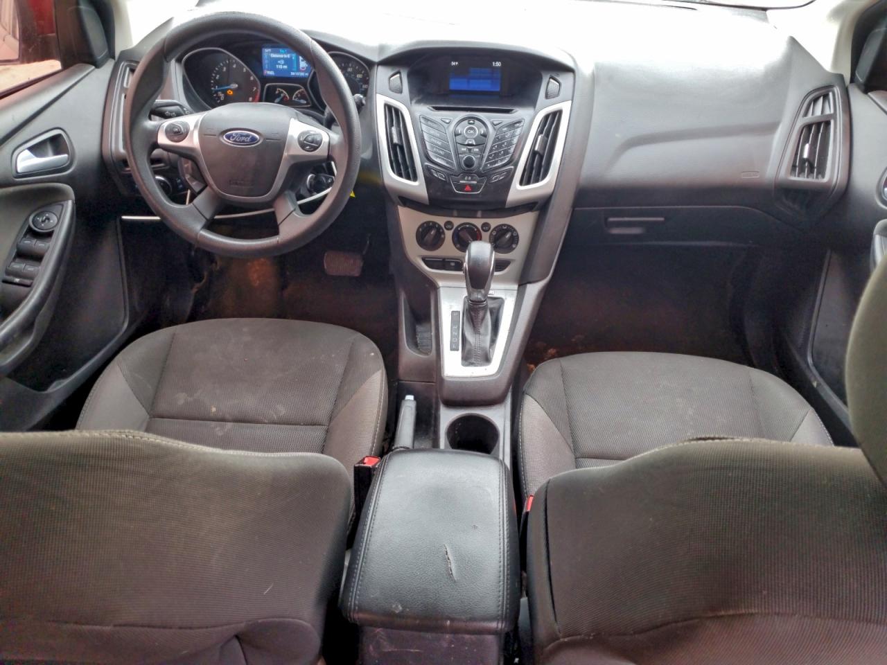 2014 FORD FOCUS SE photo 8