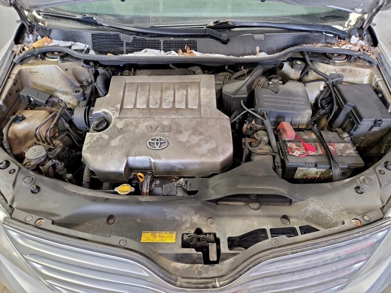 2011 TOYOTA VENZA photo 12