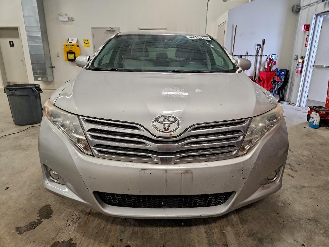 2011 TOYOTA VENZA photo 5