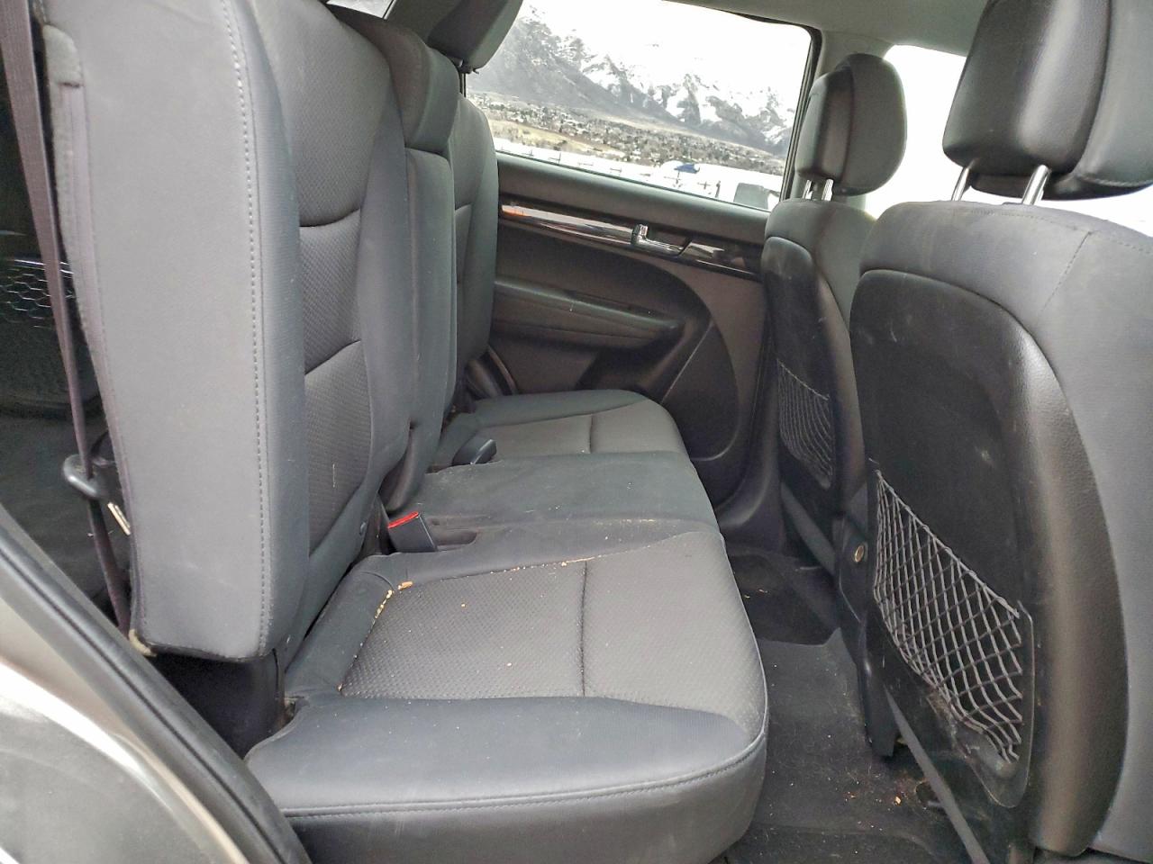 2013 KIA SORENTO LX photo 11