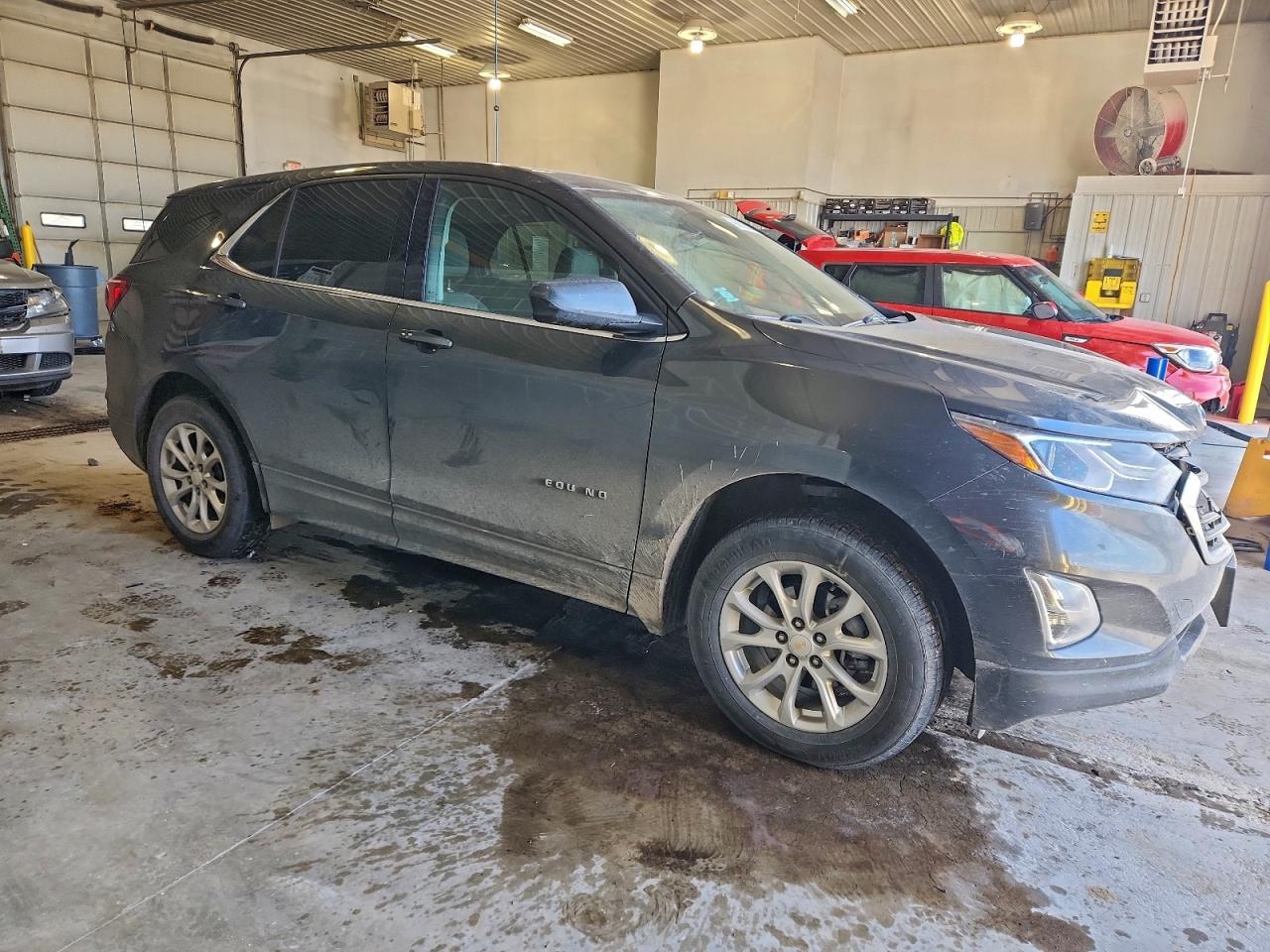 2020 CHEVROLET EQUINOX LT photo 4