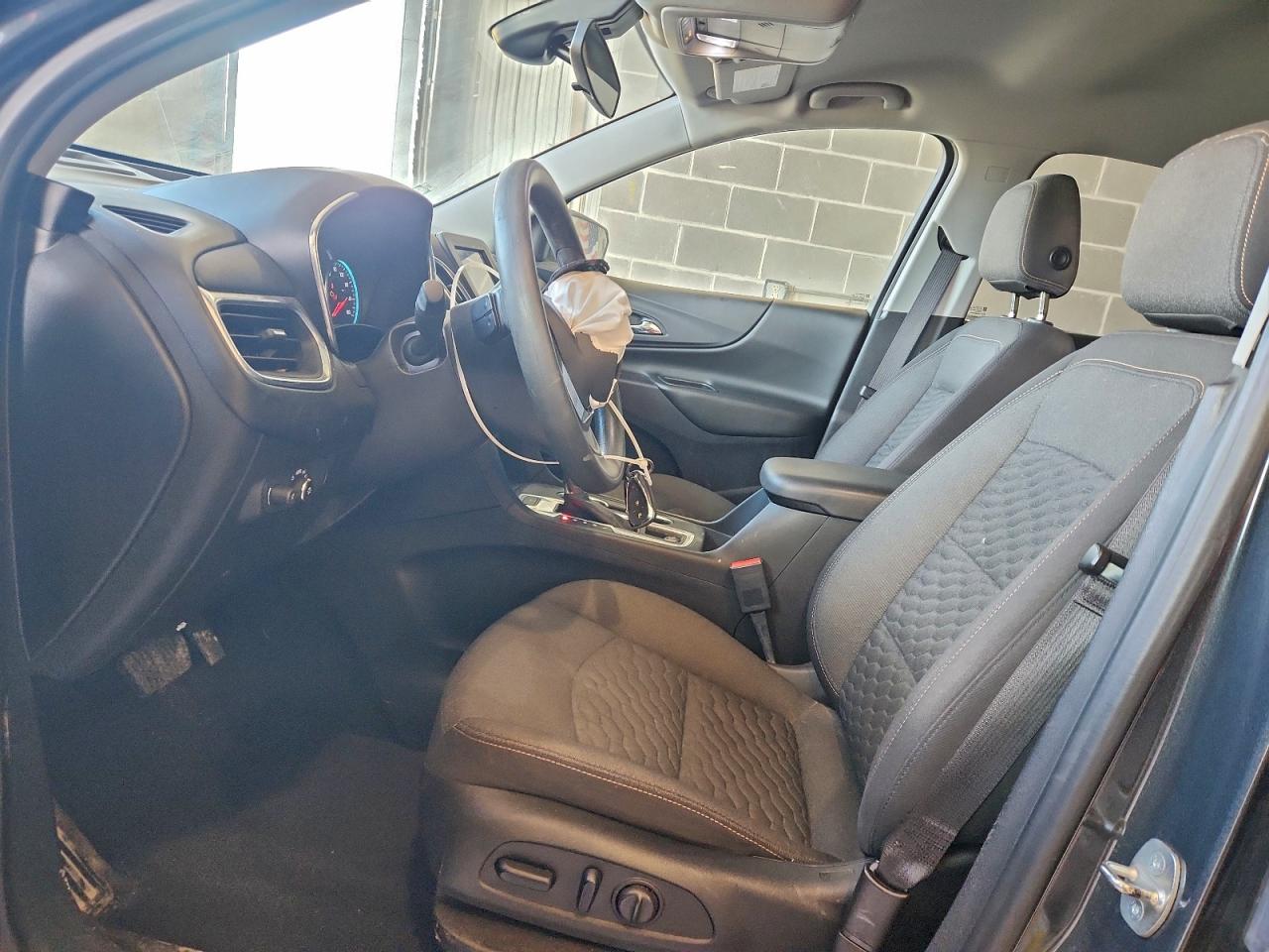 2020 CHEVROLET EQUINOX LT photo 7
