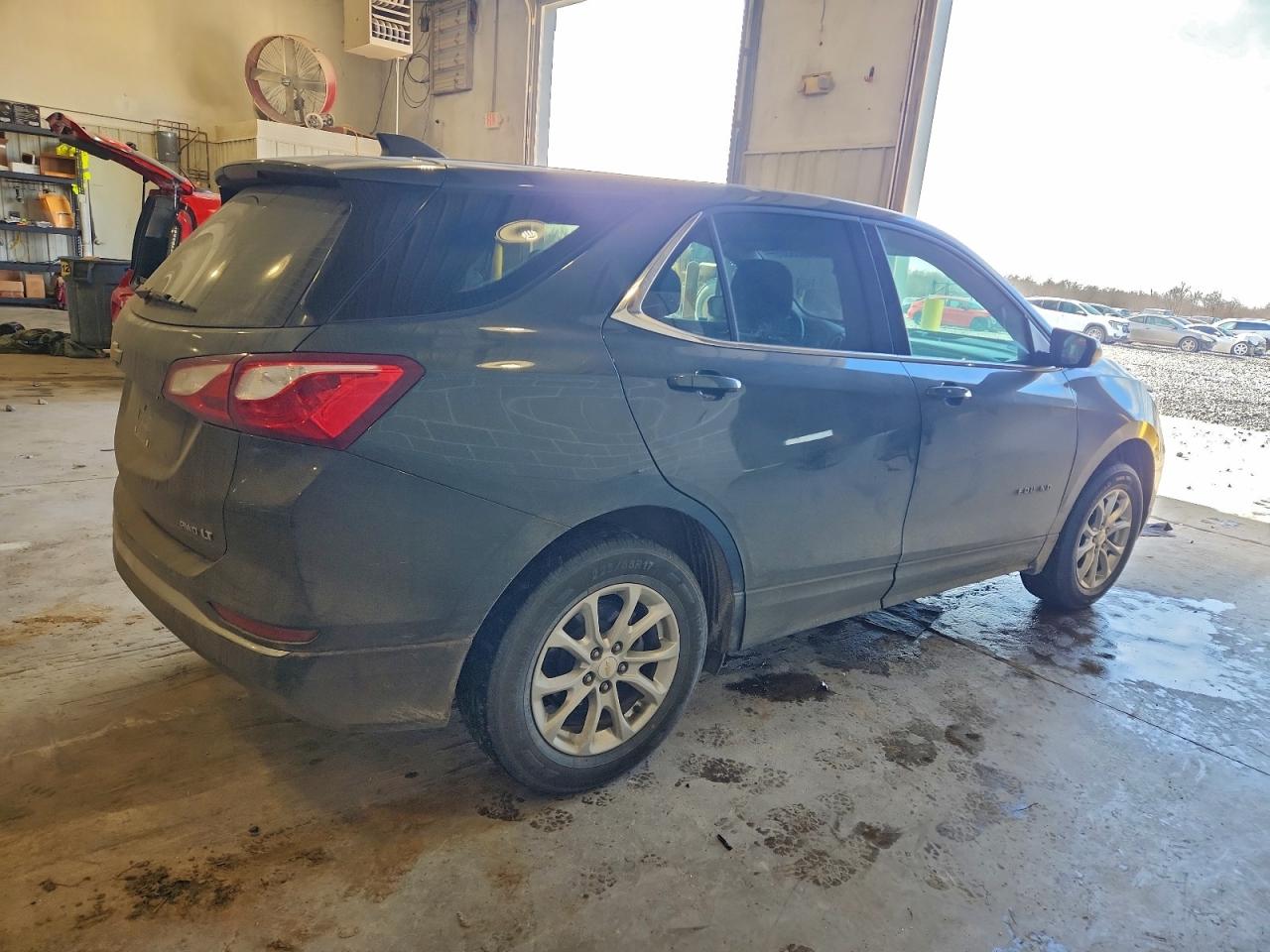 2020 CHEVROLET EQUINOX LT photo 3