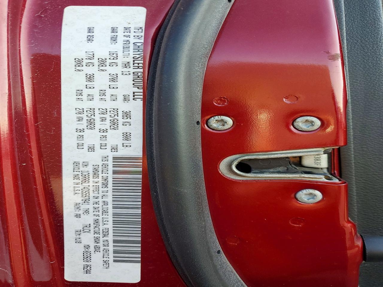 2013 RAM 1500 SLT photo 12