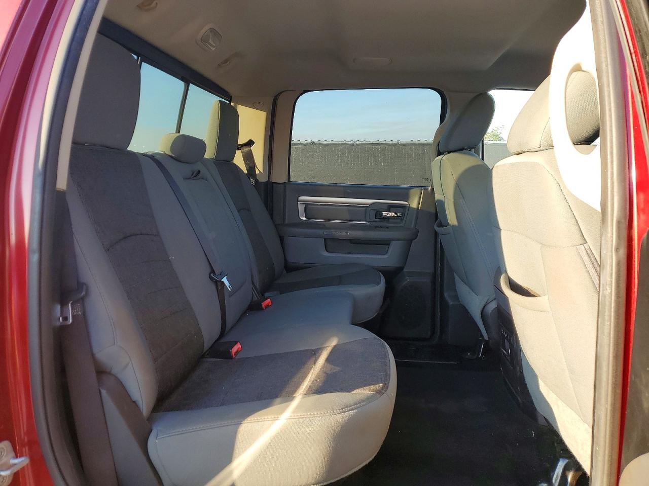 2013 RAM 1500 SLT photo 10