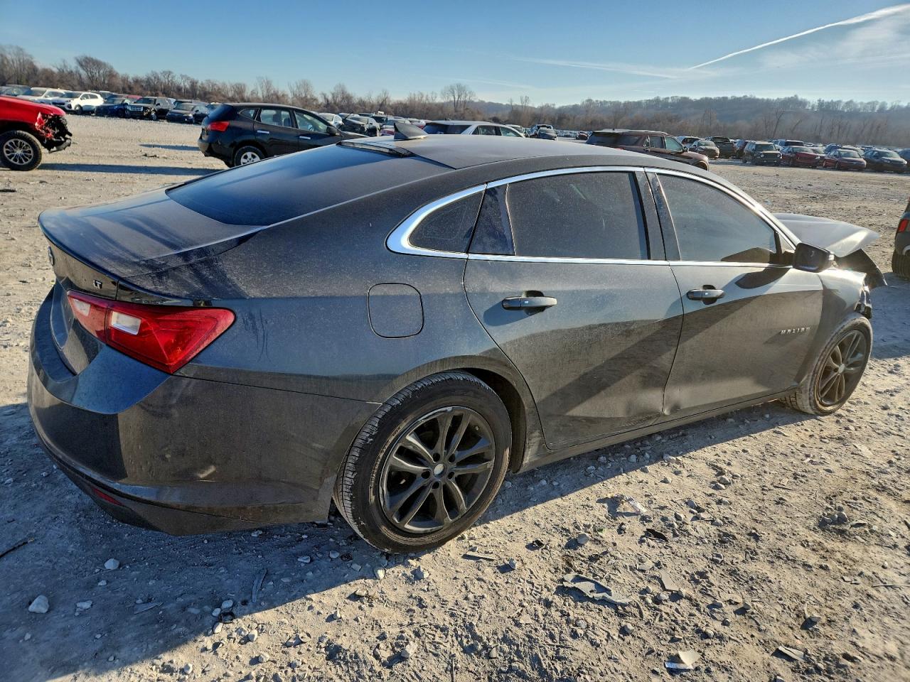 2018 CHEVROLET MALIBU LT photo 3