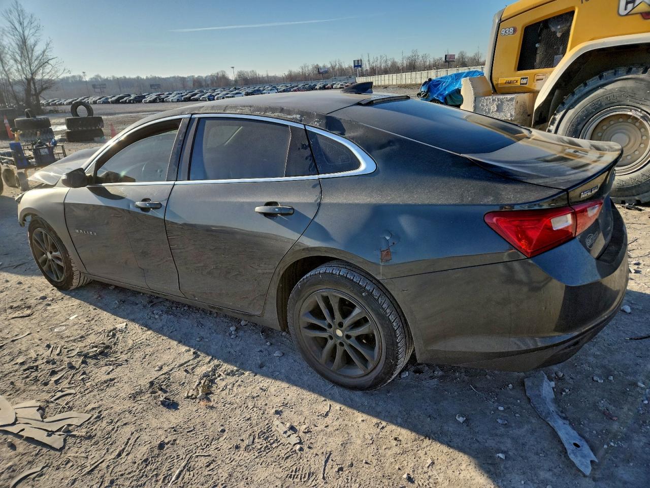 2018 CHEVROLET MALIBU LT photo 2