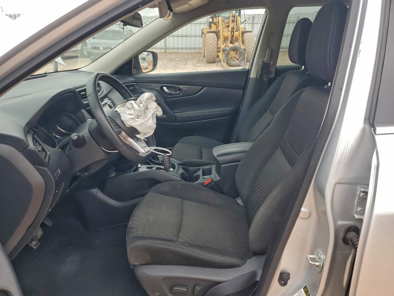 2019 NISSAN ROGUE S photo 7