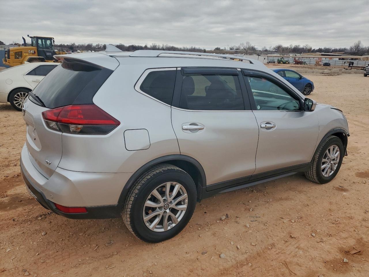 2019 NISSAN ROGUE S photo 3