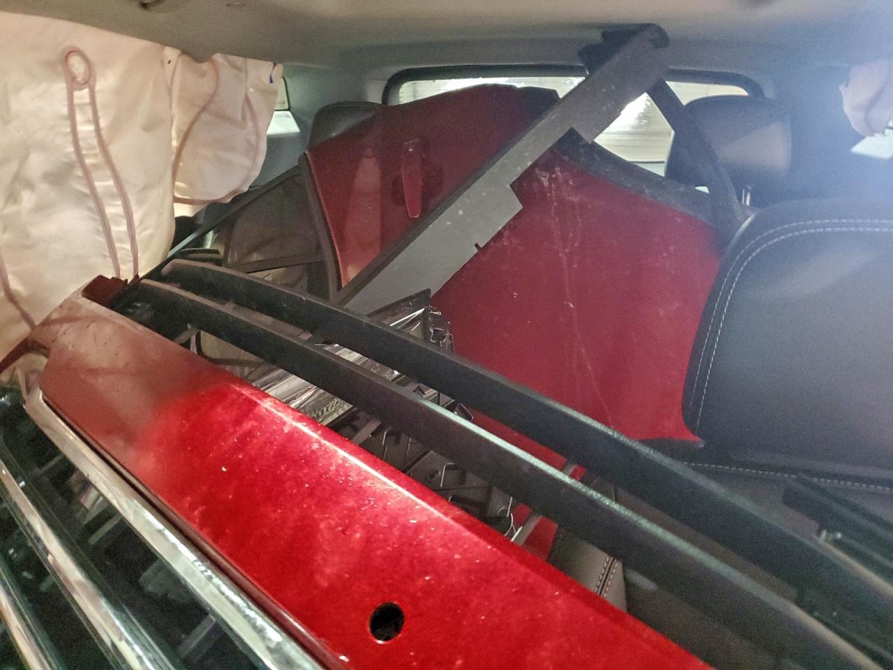 2024 GMC TERRAIN SLT photo 19